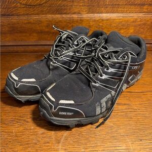 Inov-8 ROCLITE 312 GTX Black GORE-TEX. Men’s size 9.